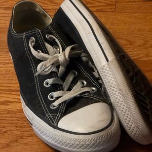 Black Converse All Stars